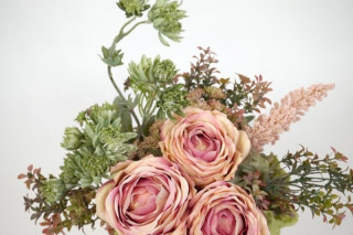 229234b-Aranjament-din-flori-artificiale